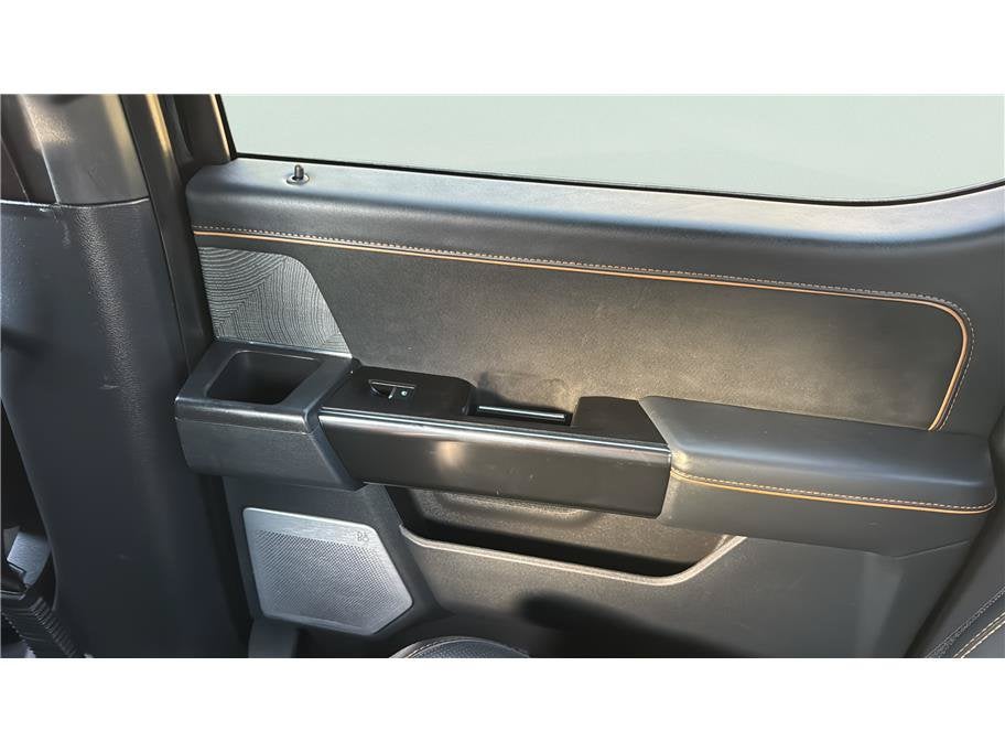 2022 Ford F-150 Platinum Pickup 4D 5 1/2 ft
