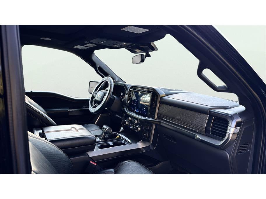 2022 Ford F-150 Platinum Pickup 4D 5 1/2 ft