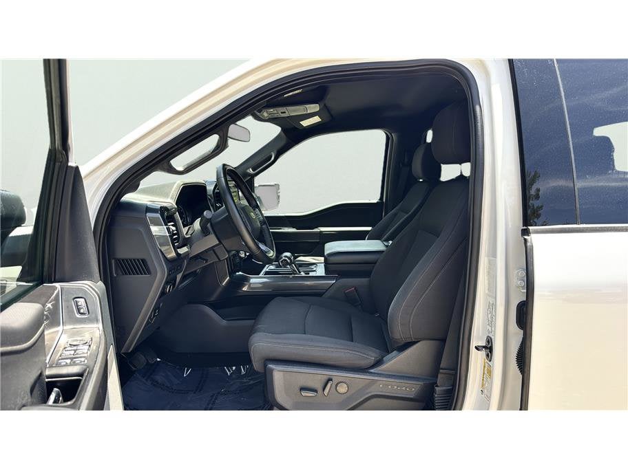 2023 Ford F-150 XLT Pickup 4D 5 1/2 ft