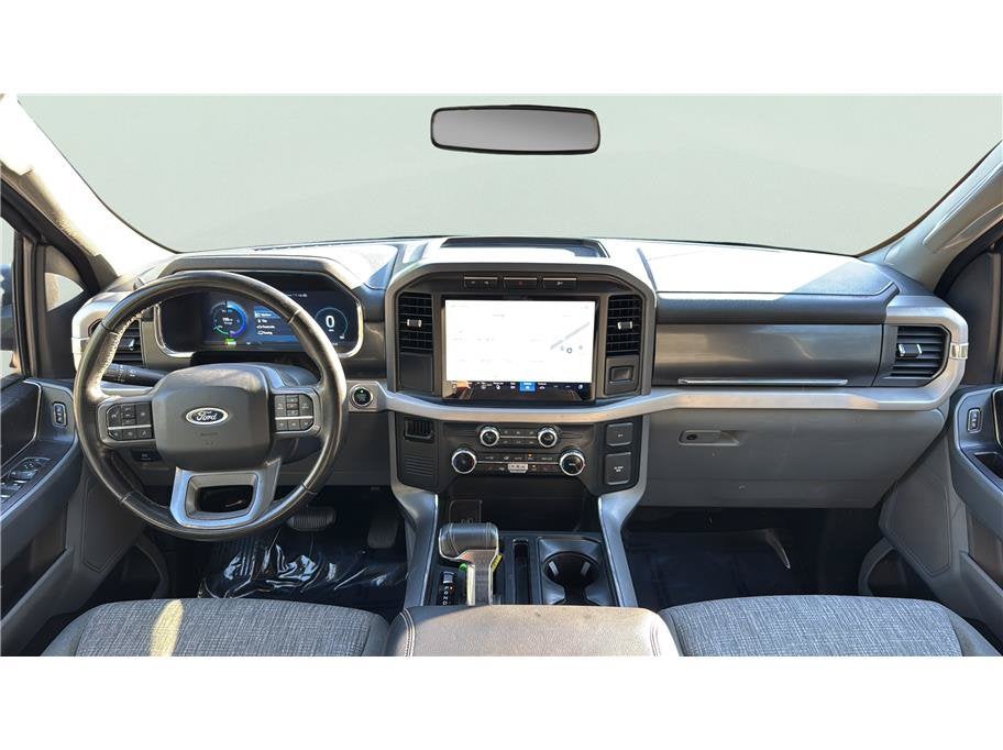 2023 Ford F-150 Lightning XLT Pickup 4D 5 1/2 ft