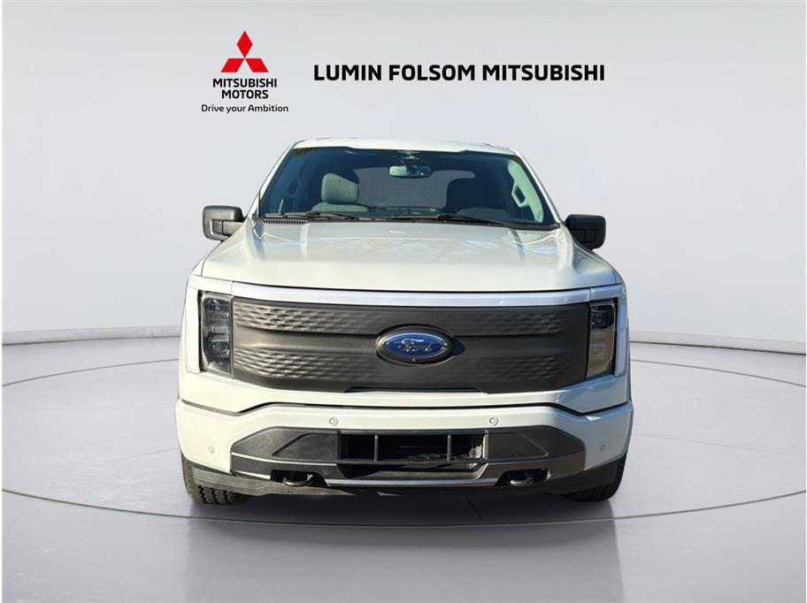 2023 Ford F-150 Lightning XLT Pickup 4D 5 1/2 ft