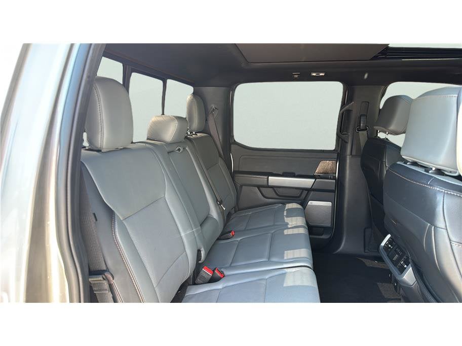 2023 Ford F-150 Lightning Lariat Pickup 4D 5 1/2 ft