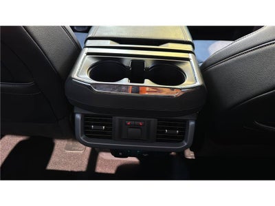 2023 Ford F-150 Lightning Lariat Pickup 4D 5 1/2 ft