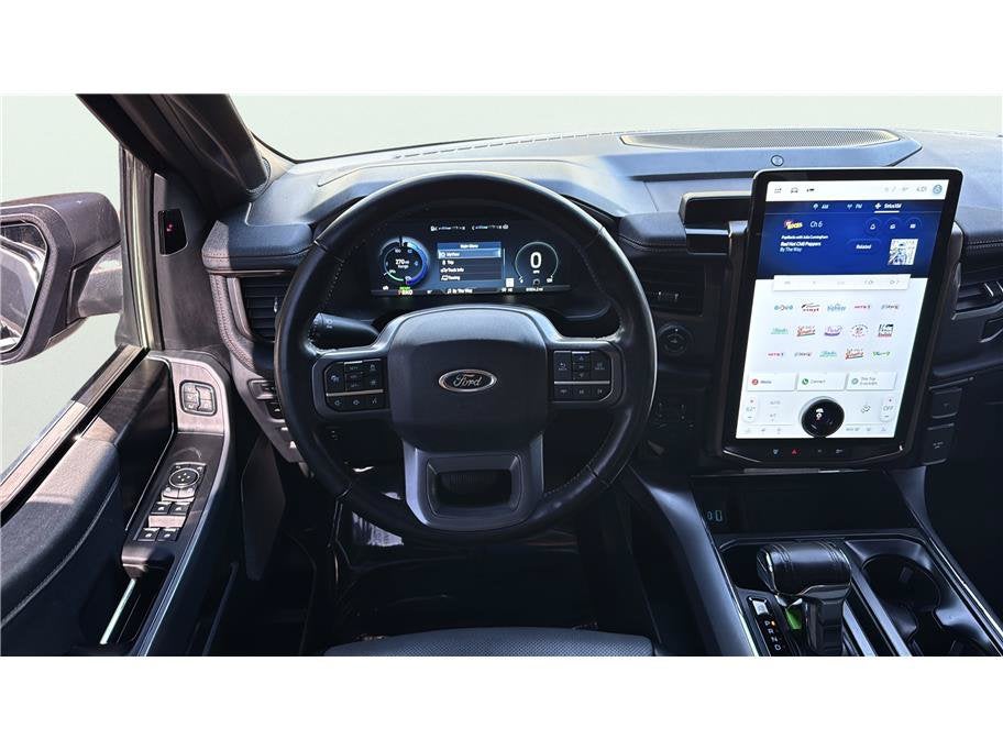2023 Ford F-150 Lightning Lariat Pickup 4D 5 1/2 ft