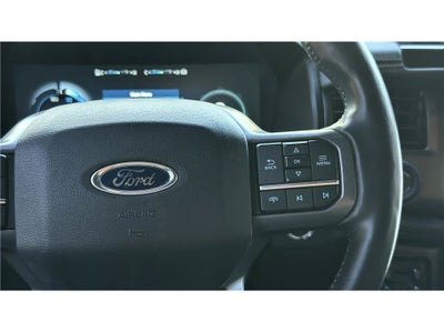 2023 Ford F-150 Lightning Lariat Pickup 4D 5 1/2 ft