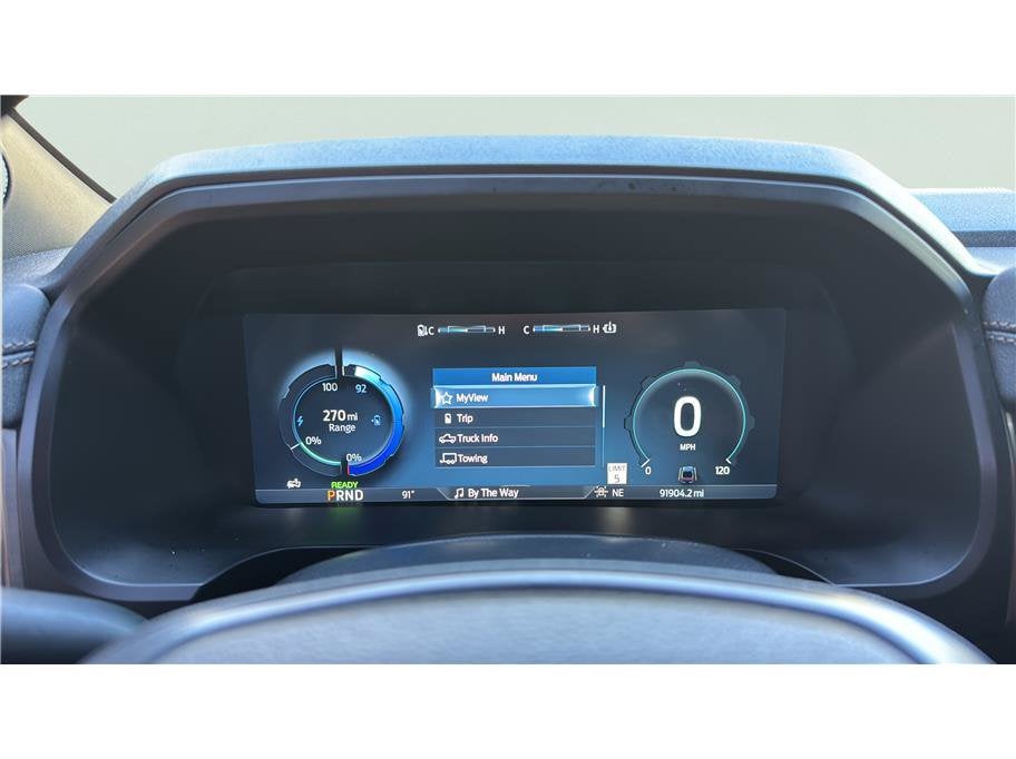2023 Ford F-150 Lightning Lariat Pickup 4D 5 1/2 ft