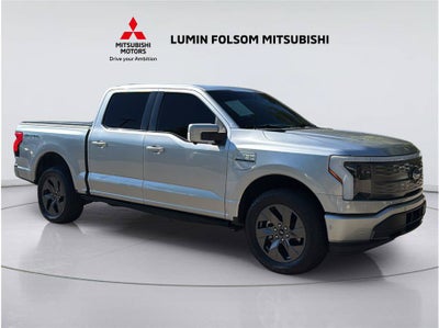 2023 Ford F-150 Lightning Lariat Pickup 4D 5 1/2 ft
