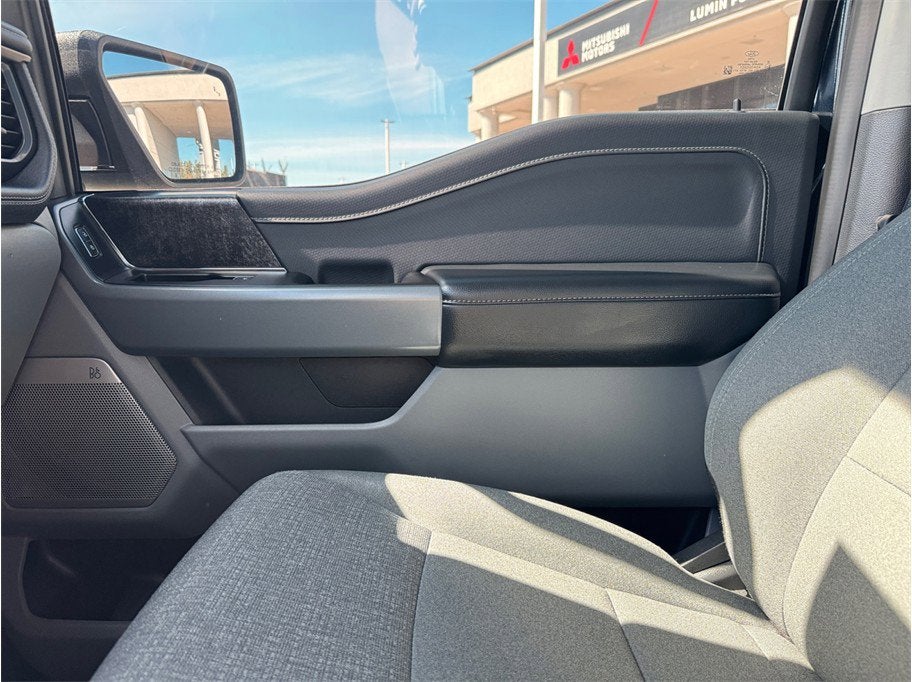 2024 Ford F-150 Lightning Flash