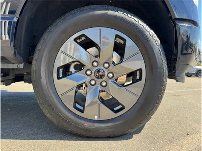 2024 Ford F-150 Lightning Flash