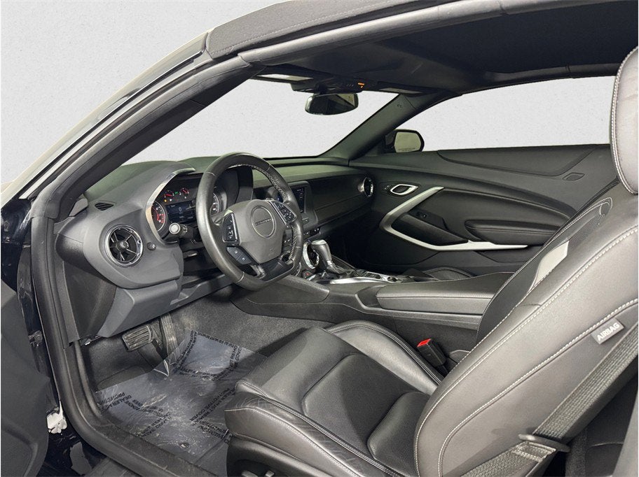 2023 Chevrolet Camaro 2LT