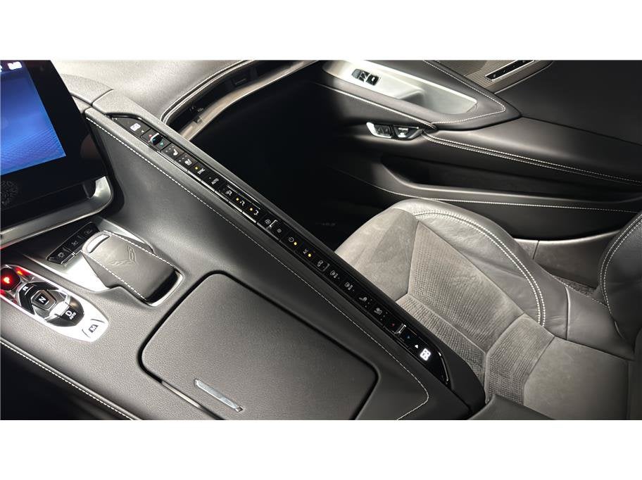 2024 Chevrolet Corvette 2LT