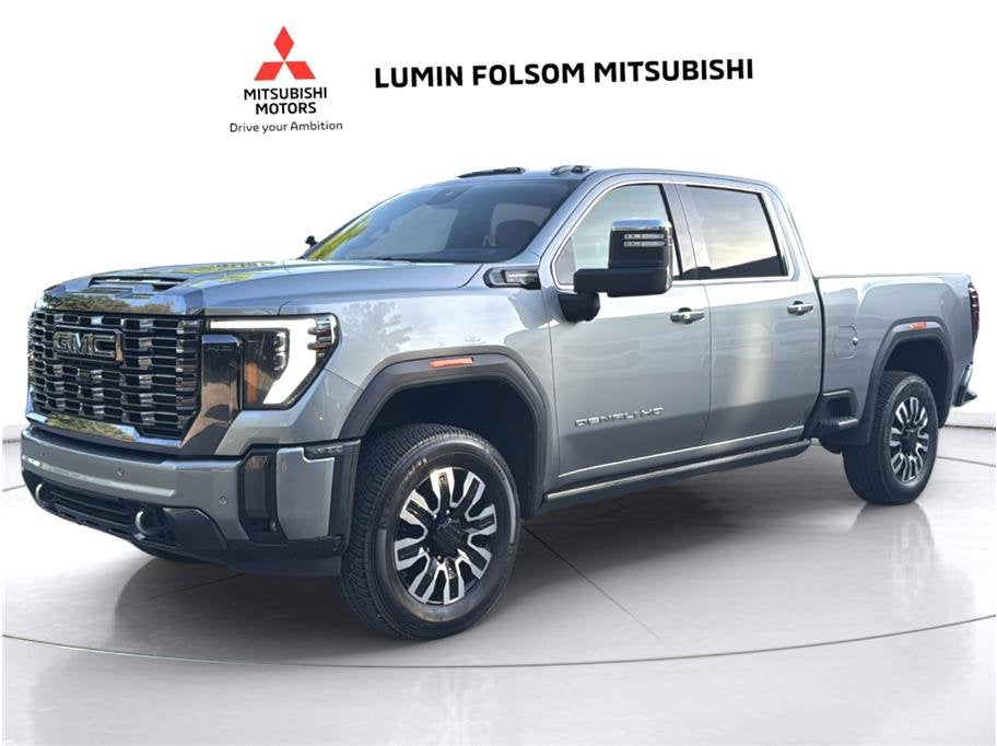 2024 GMC Sierra Denali Ultimate 4WD Crew Cab Long Box's photo