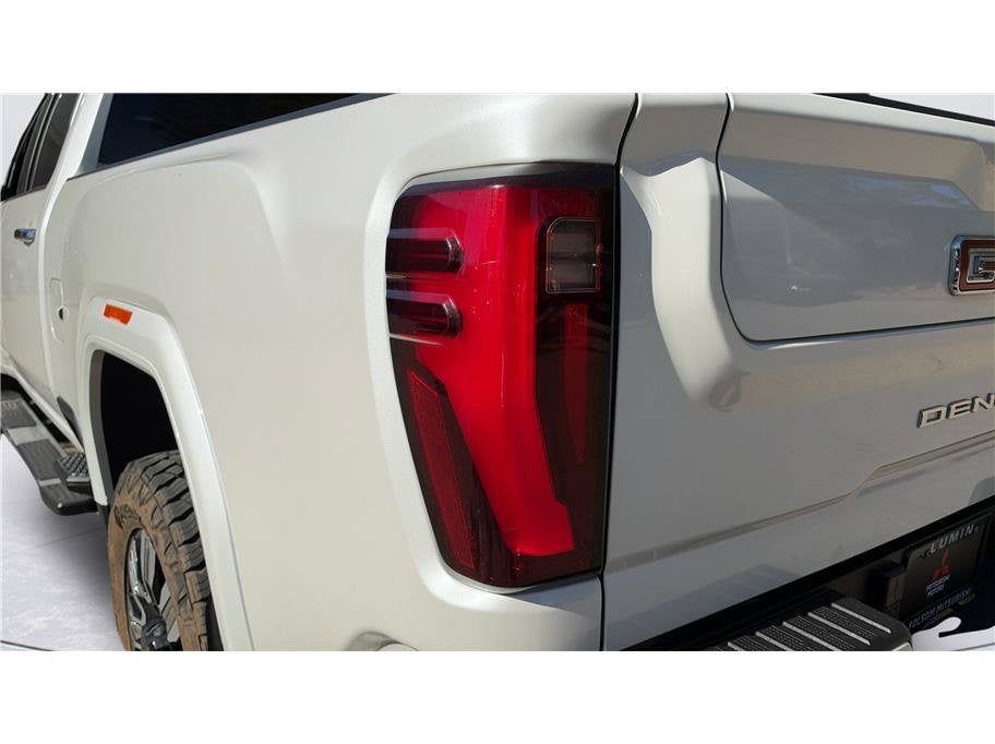 2025 GMC Sierra 3500HD Denali