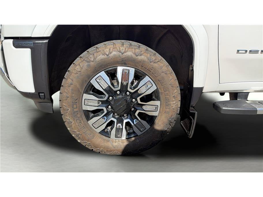 2025 GMC Sierra 3500HD Denali