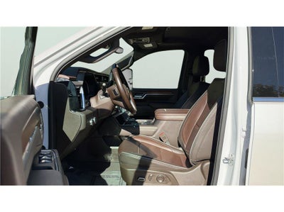 2025 GMC Sierra 3500HD Denali