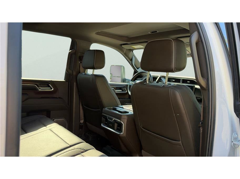 2025 GMC Sierra 3500HD Denali