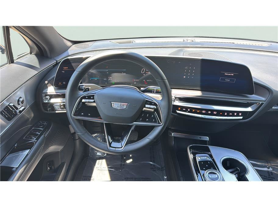 2024 Cadillac LYRIQ Tech