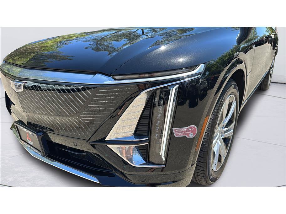 2024 Cadillac LYRIQ Tech