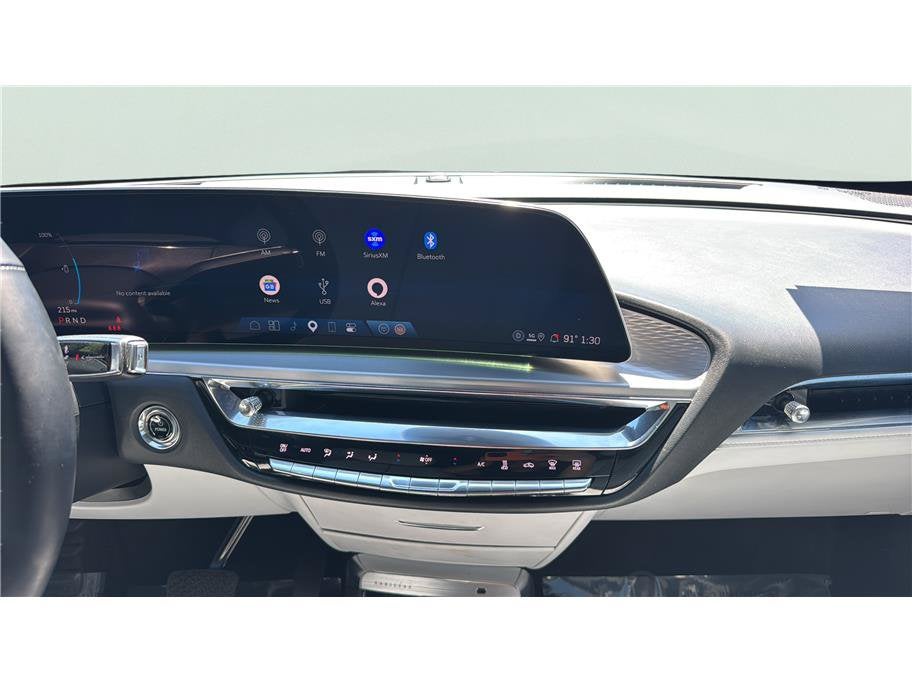 2024 Cadillac LYRIQ Luxury