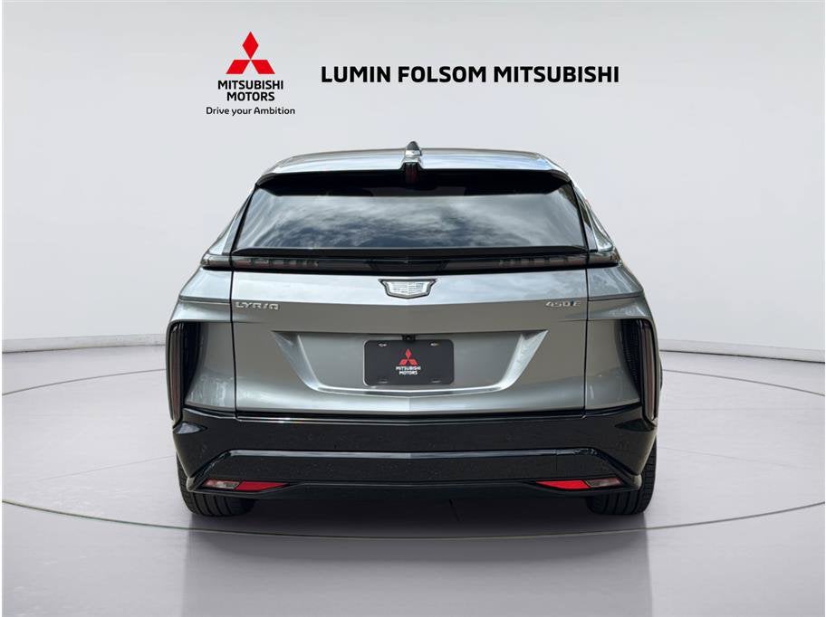 2024 Cadillac LYRIQ Sport