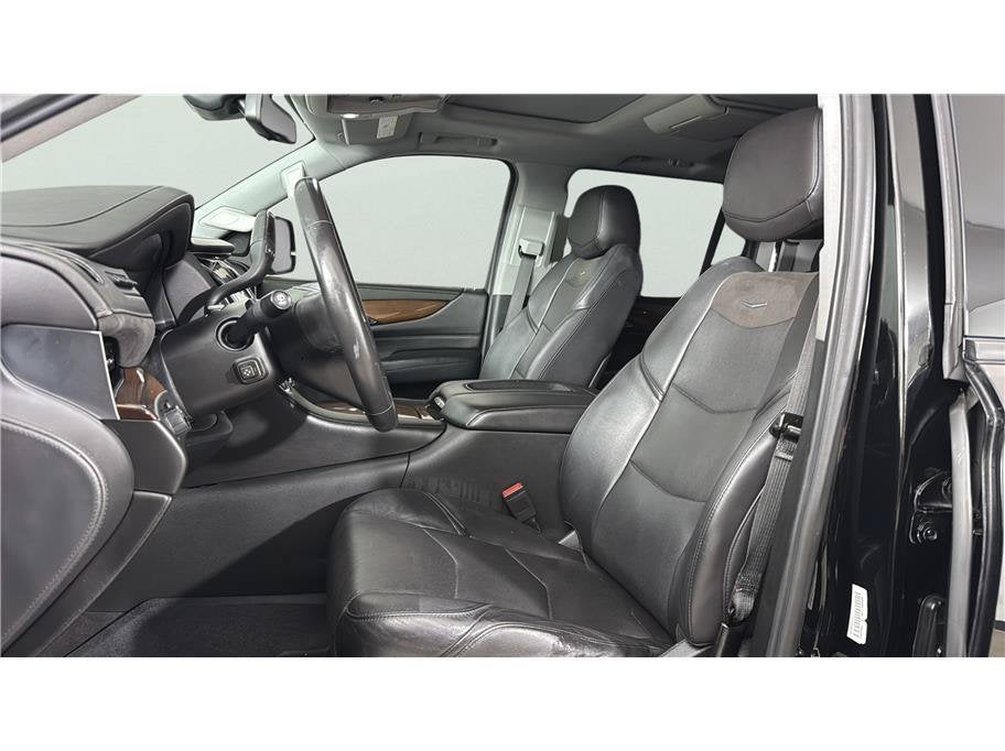 2020 Cadillac Escalade ESV Luxury