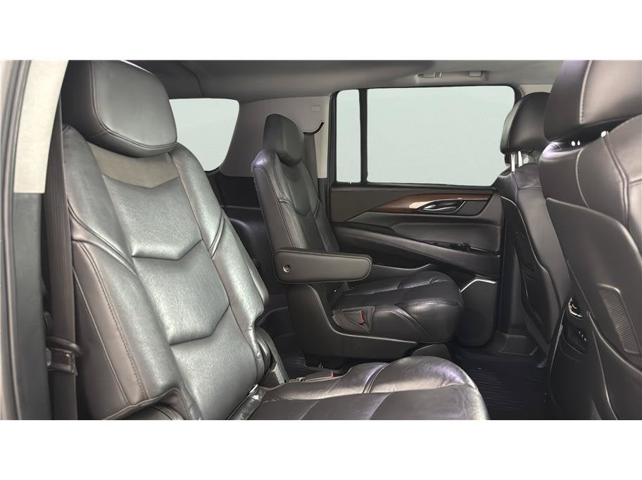 2020 Cadillac Escalade ESV Luxury