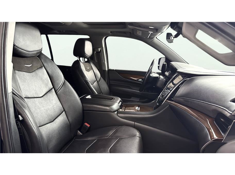 2020 Cadillac Escalade ESV Luxury