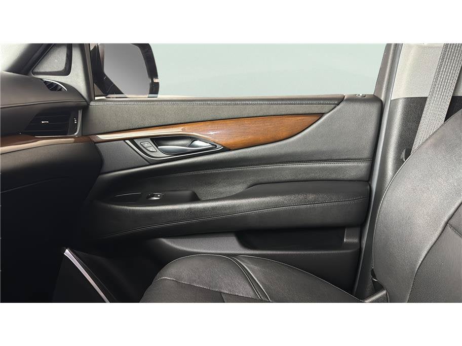 2020 Cadillac Escalade ESV Luxury