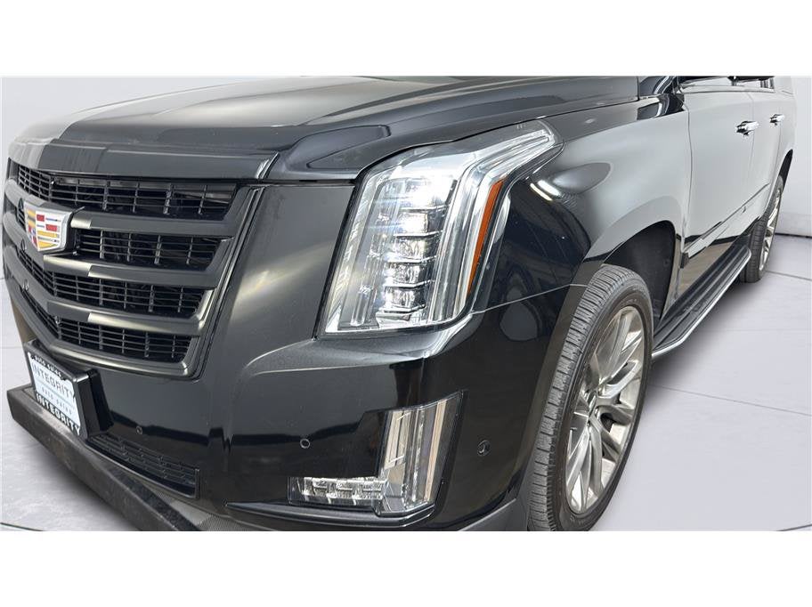 2020 Cadillac Escalade ESV Luxury