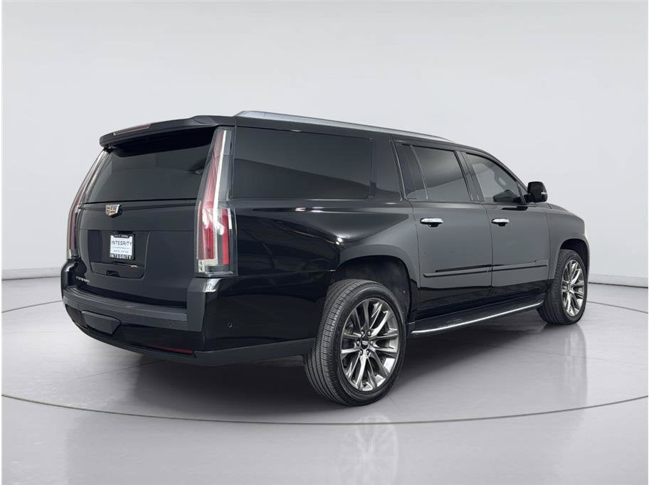 2020 Cadillac Escalade ESV Luxury
