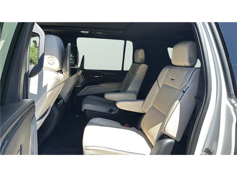 2021 Cadillac Escalade ESV Sport