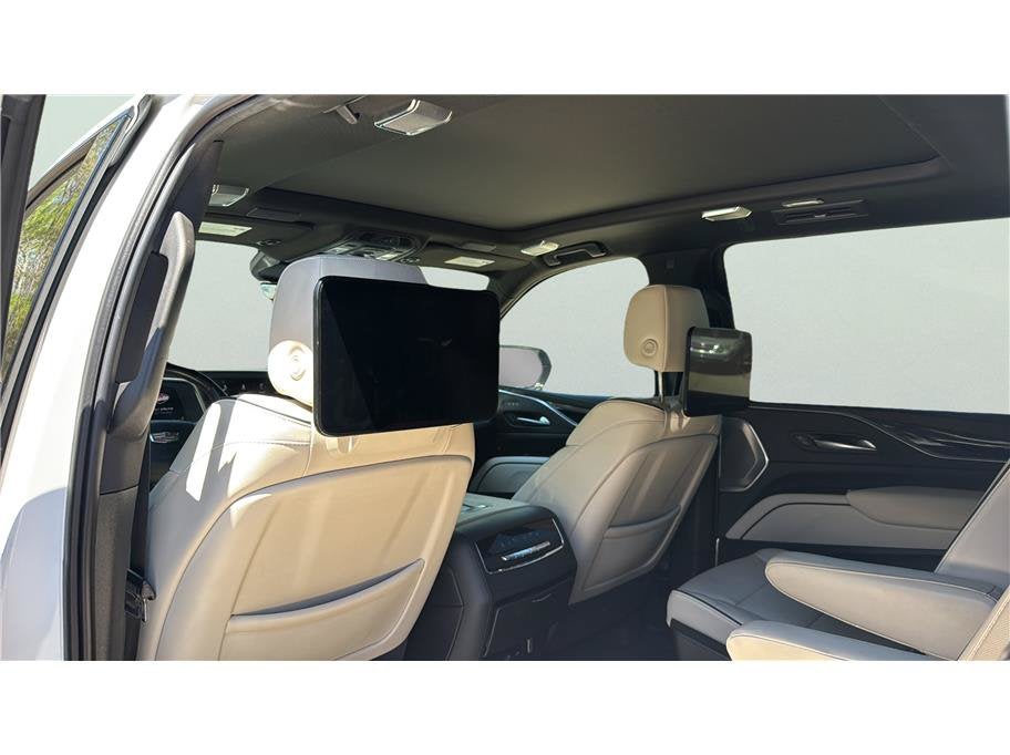 2021 Cadillac Escalade ESV Sport