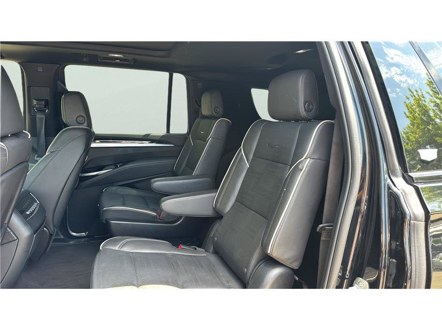 2025 Cadillac Escalade ESV 4WD Sport