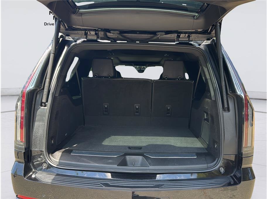 2025 Cadillac Escalade ESV 4WD Sport