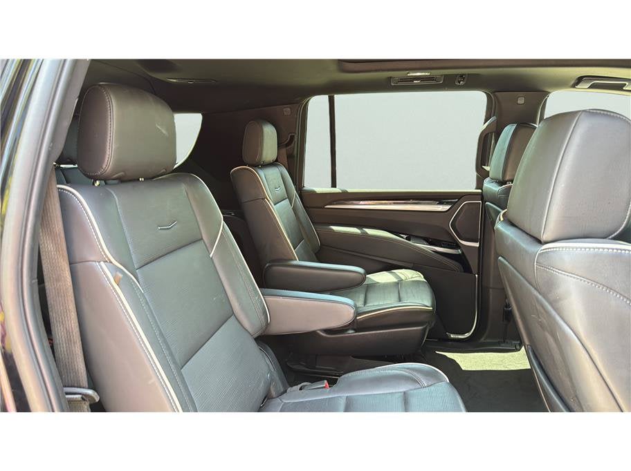 2025 Cadillac Escalade ESV 4WD Sport
