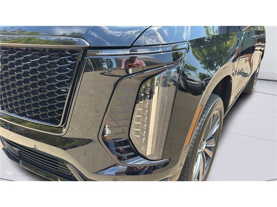 2025 Cadillac Escalade ESV 4WD Sport