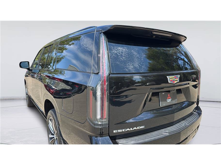 2025 Cadillac Escalade ESV 4WD Sport