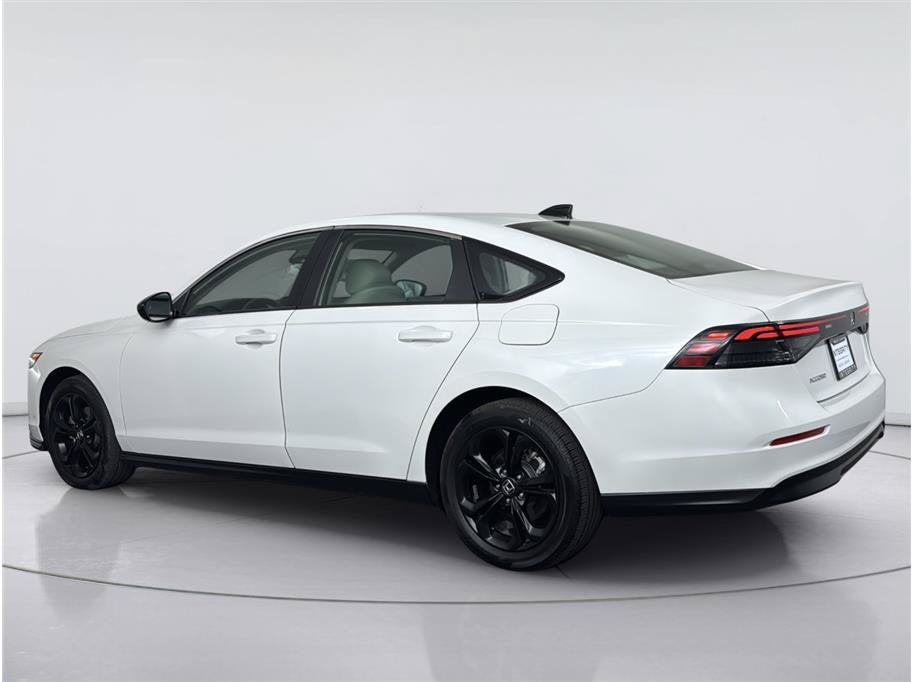 2025 Honda Accord Sedan SE