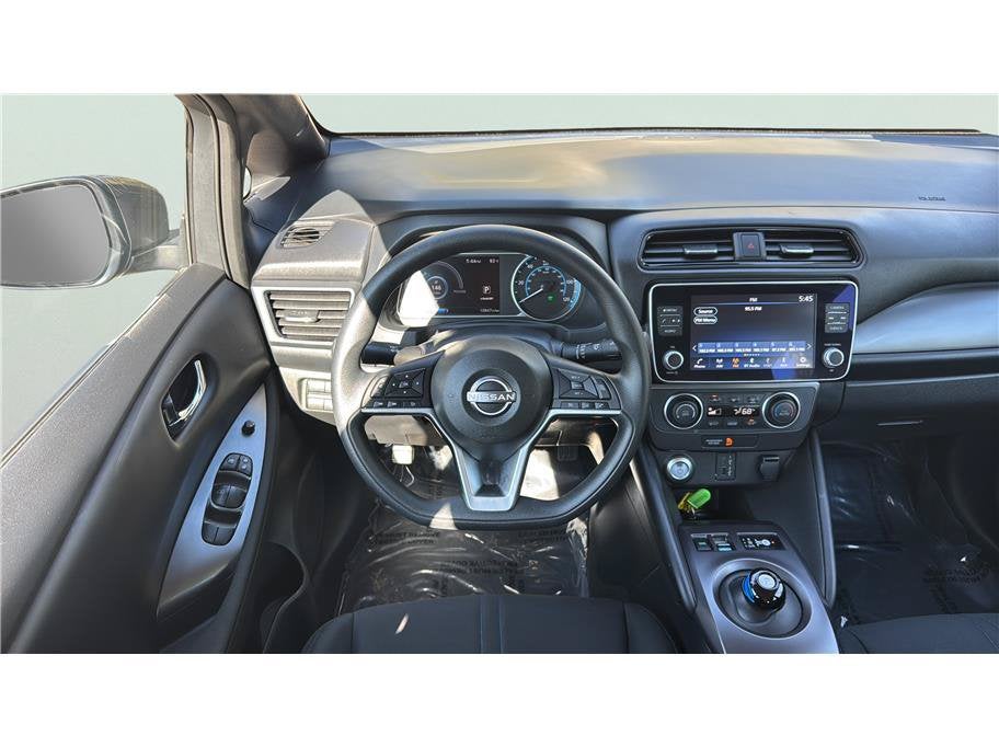 2025 Nissan LEAF S