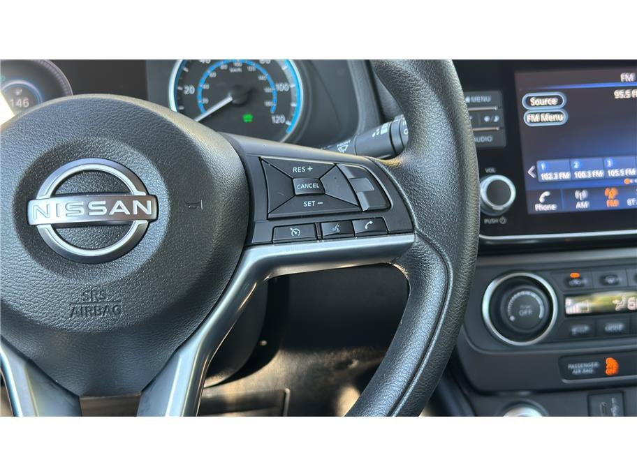 2025 Nissan LEAF S