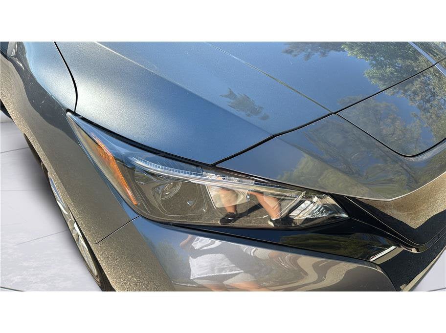 2025 Nissan LEAF S