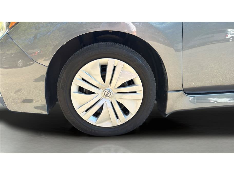 2025 Nissan LEAF S