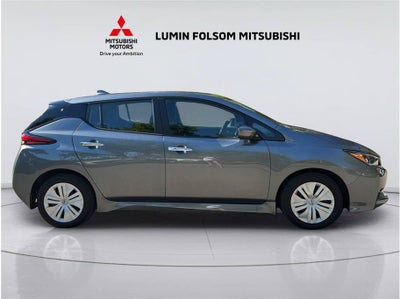 2025 Nissan LEAF S