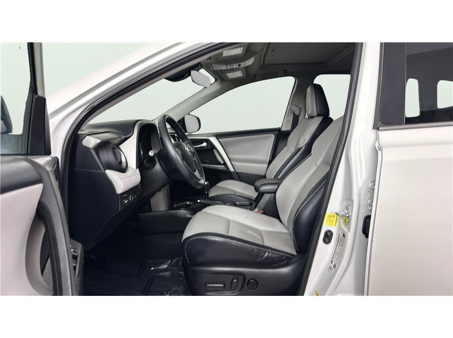 2017 Toyota RAV4 Platinum Sport Utility 4D