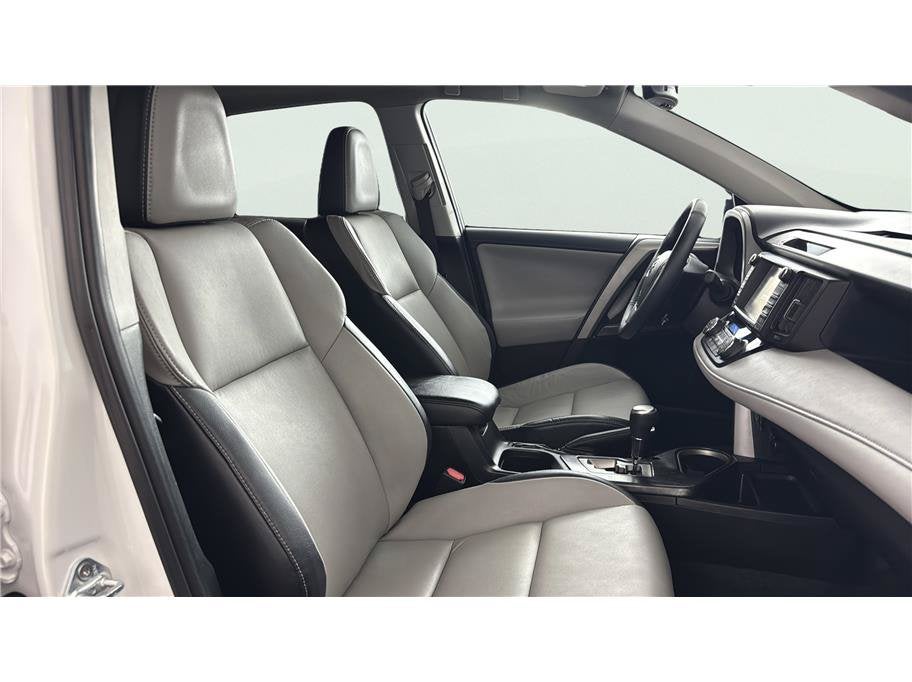 2017 Toyota RAV4 Platinum Sport Utility 4D