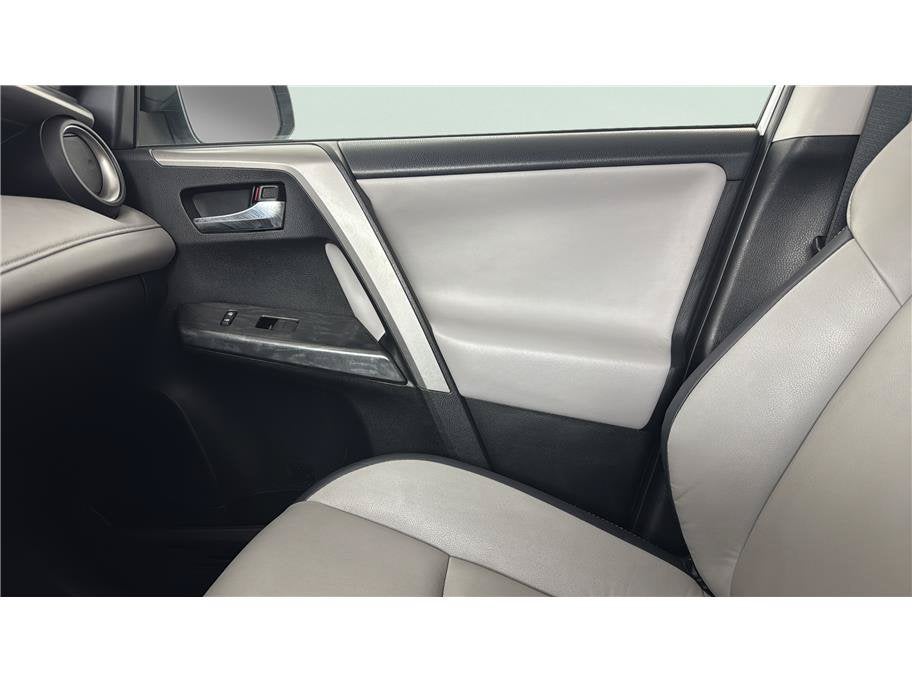 2017 Toyota RAV4 Platinum Sport Utility 4D