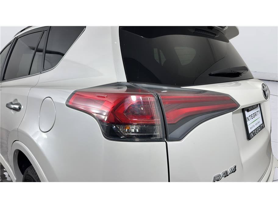 2017 Toyota RAV4 Platinum Sport Utility 4D