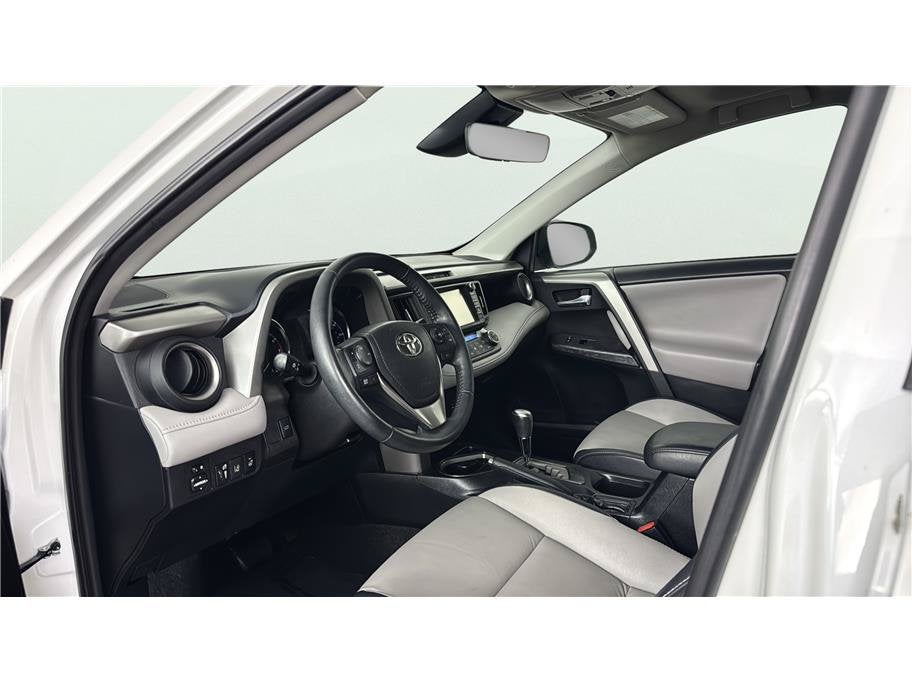 2017 Toyota RAV4 Platinum Sport Utility 4D