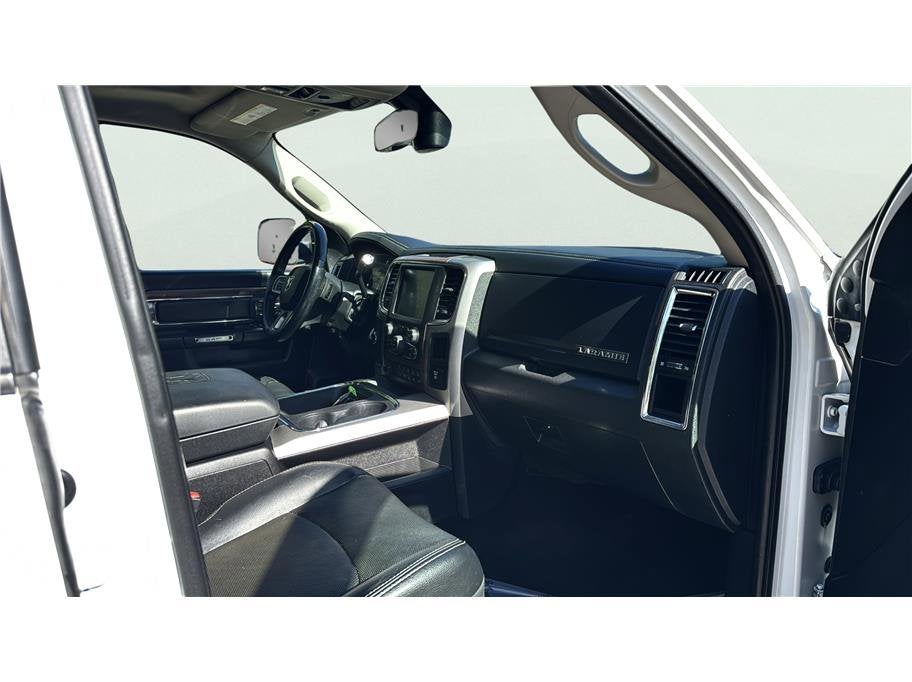 2016 RAM 3500 Laramie