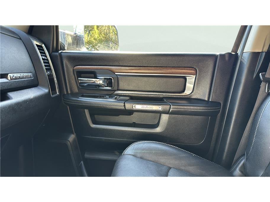 2016 RAM 3500 Laramie